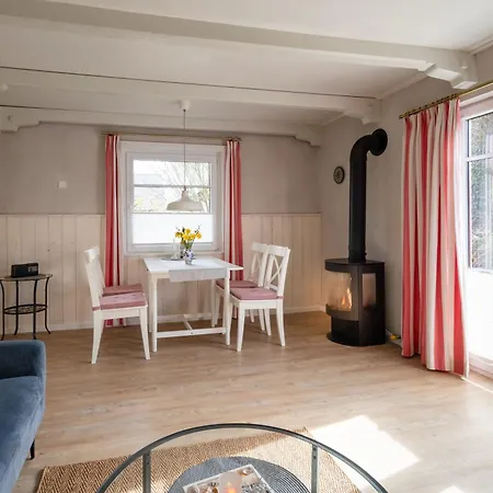 Stilvolles Kapteins Mit Kamin - Inge *