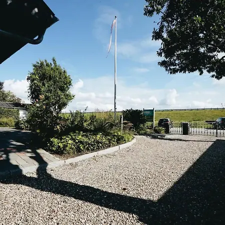 Апартаменты Stilvolles Kapteins Mit Kamin - Inge Нордштранд