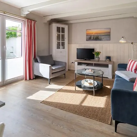 Stilvolles Kapteins Mit Kamin - Inge Апартаменты Нордштранд